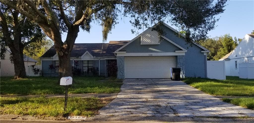 1330 PEACHFIELD DRIVE VALRICO, FL 33596