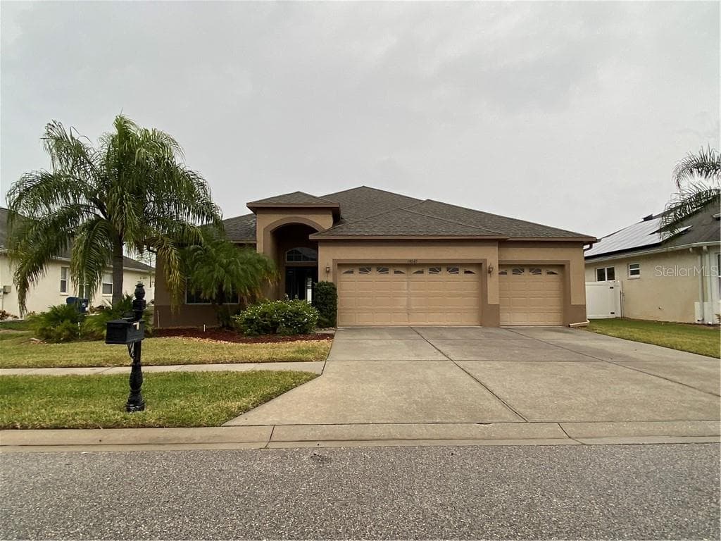 19047 BEATRICE LANE LAND O LAKES, FL 34638