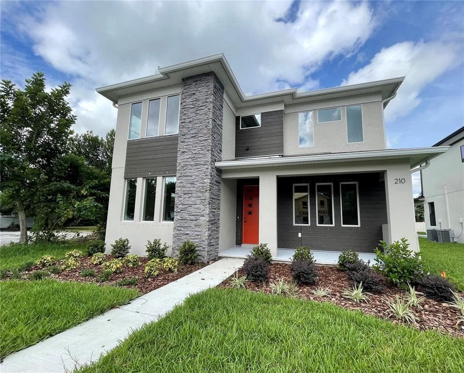 210 N MACDILL AVENUE TAMPA, FL 33609