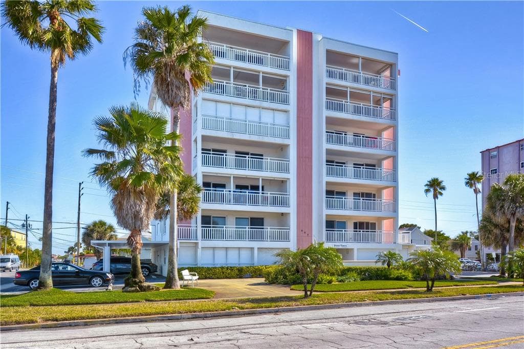 555 GULF WAY UNIT 6S ST PETE BEACH, FL 33706