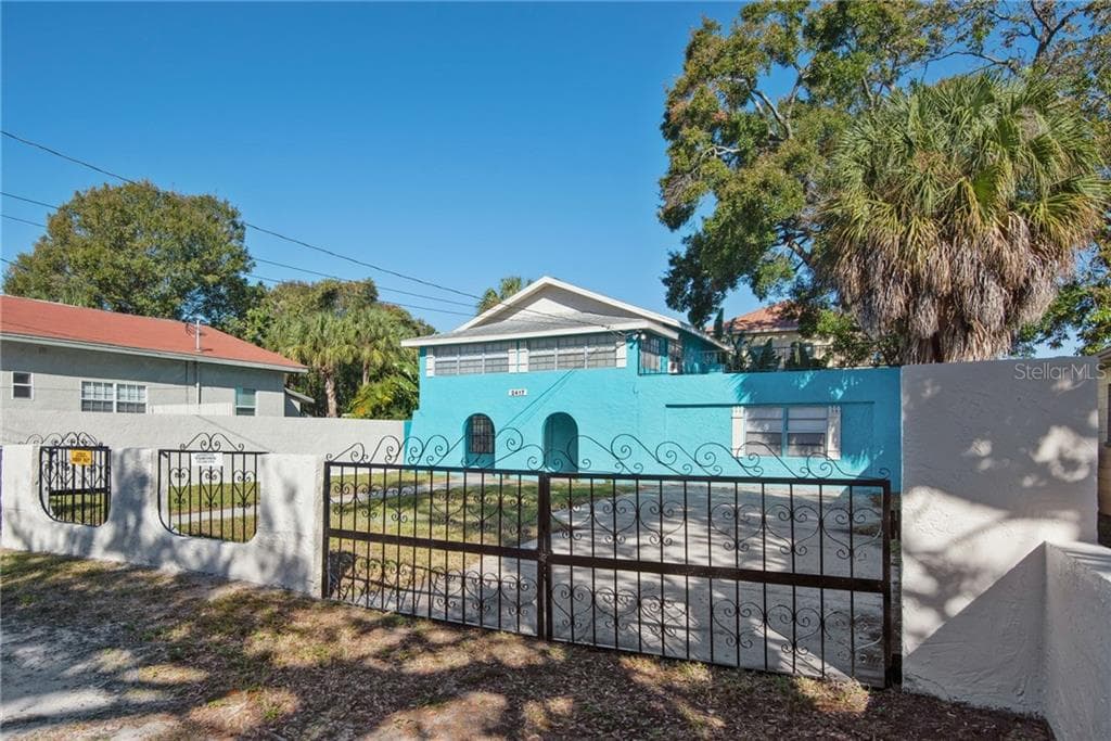 2417 W GRAY STREET TAMPA, FL 33609