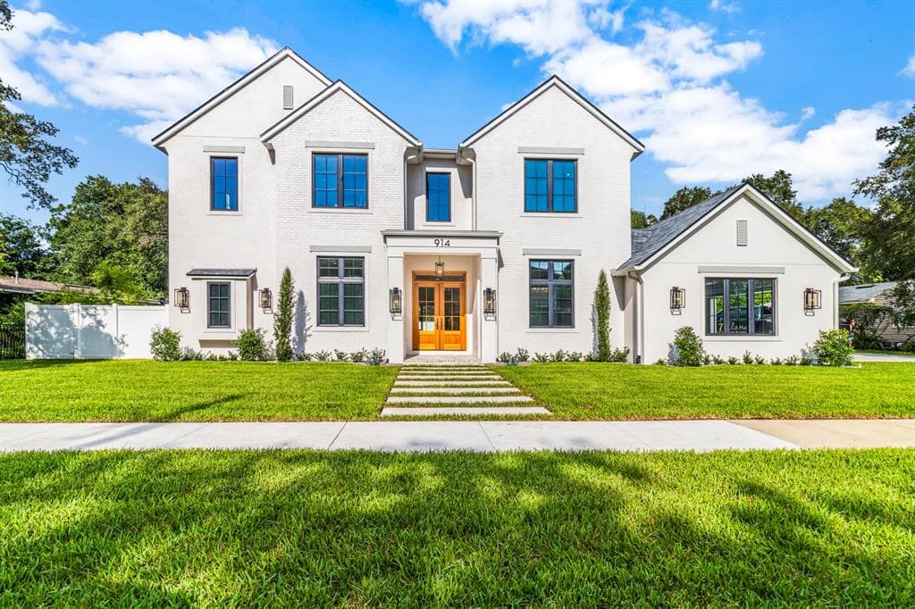 914 S STERLING AVENUE TAMPA, FL 33629