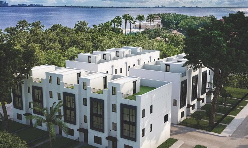 2851 W GANDY BOULEVARD UNIT 1 TAMPA, FL 33611