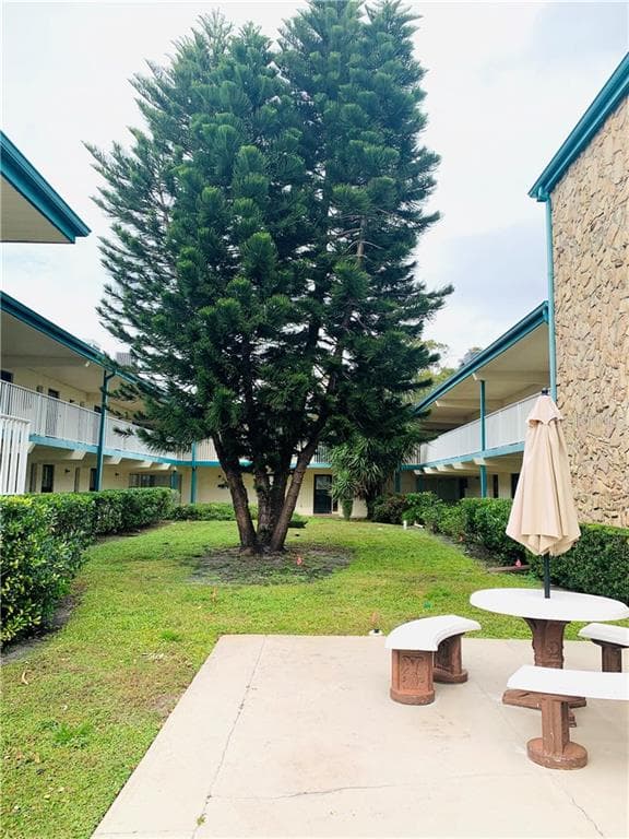 6100 12TH STREET S UNIT 123 ST PETERSBURG, FL 33705
