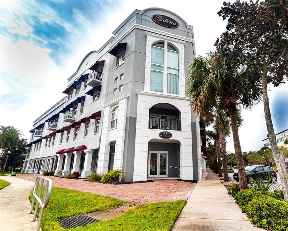 300 STATE STREET E UNIT 202 OLDSMAR, FL 34677