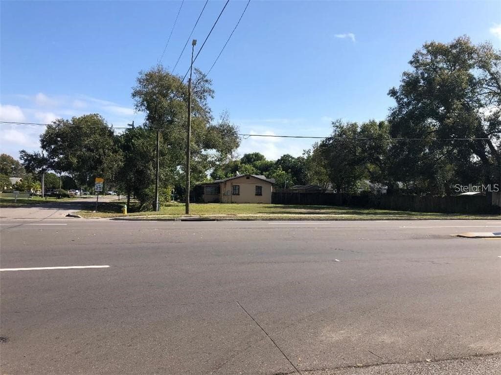 3430 W BEACH STREET TAMPA, FL 33607