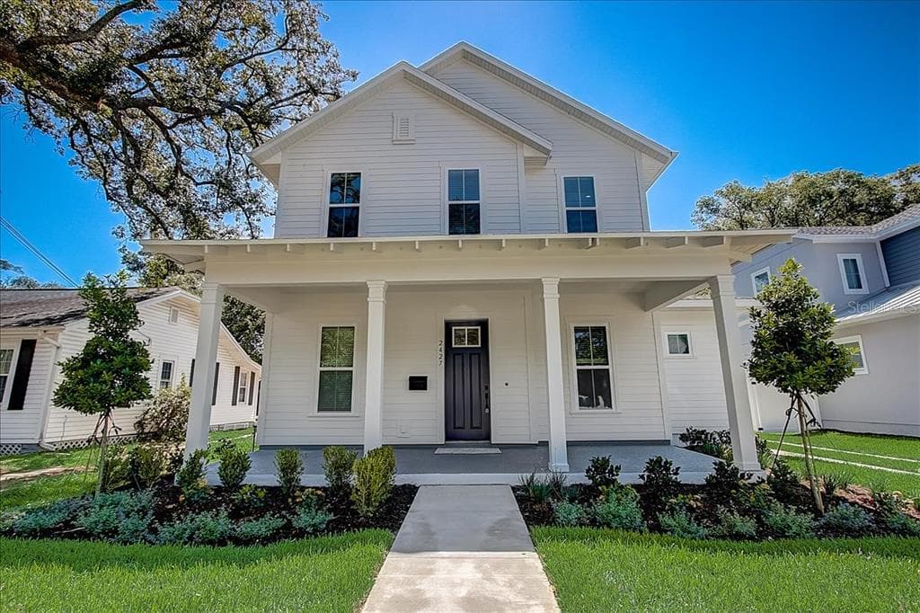 2427 AMHERST AVENUE ORLANDO, FL 32804