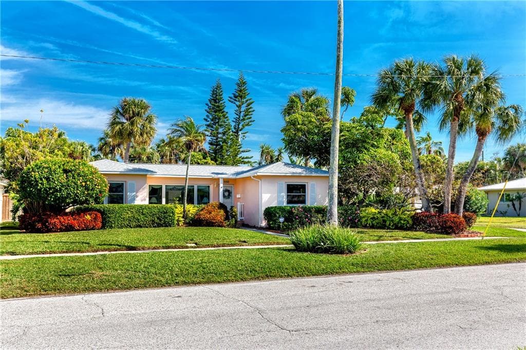 737 BRUCE AVENUE CLEARWATER, FL 33767