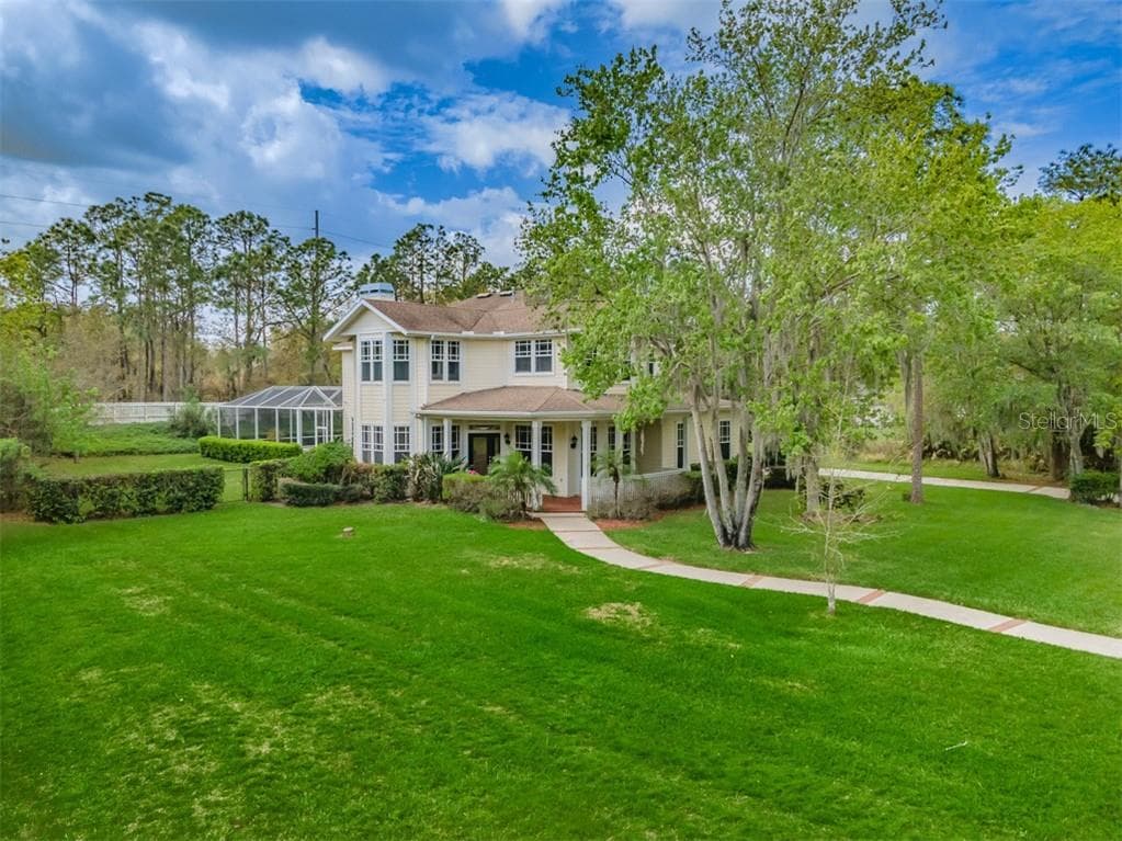 5913 FLATWOODS MANOR CIRCLE LITHIA, FL 33547