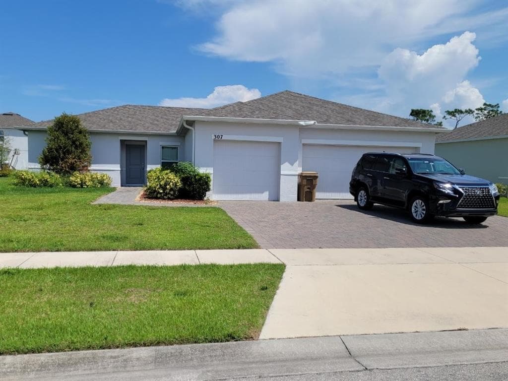 307 GRANITE PLACE KISSIMMEE, FL 34758