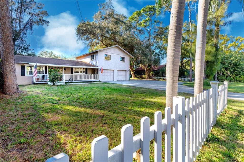 1940 OAK STREET CLEARWATER, FL 33760