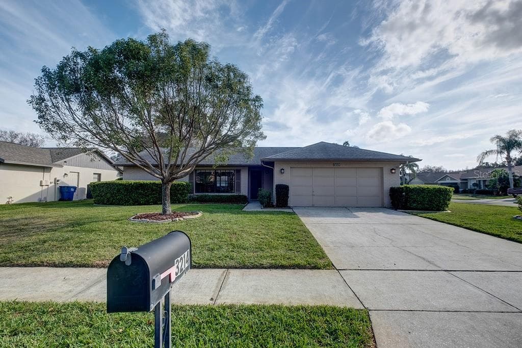 3214 OAKWOOD PLACE