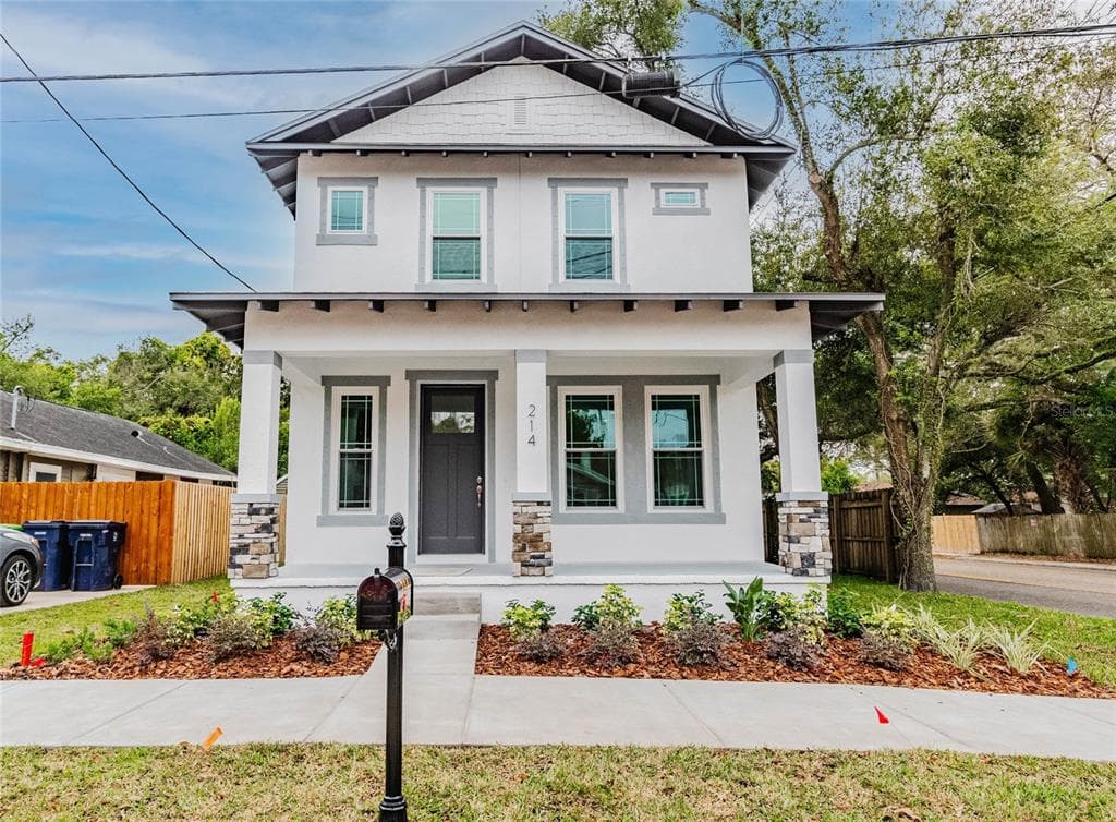 214 W WILDER AVENUE TAMPA, FL 33603