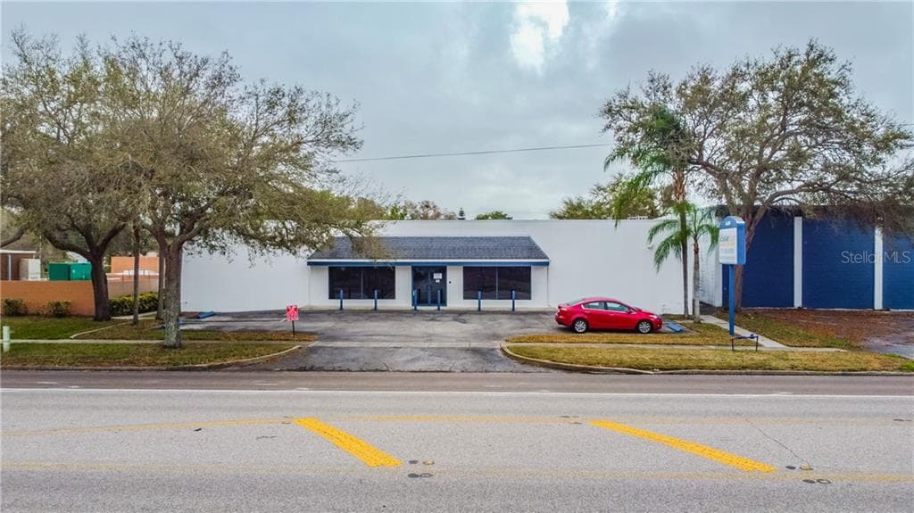 6120 CENTRAL AVENUE ST PETERSBURG, FL 33707