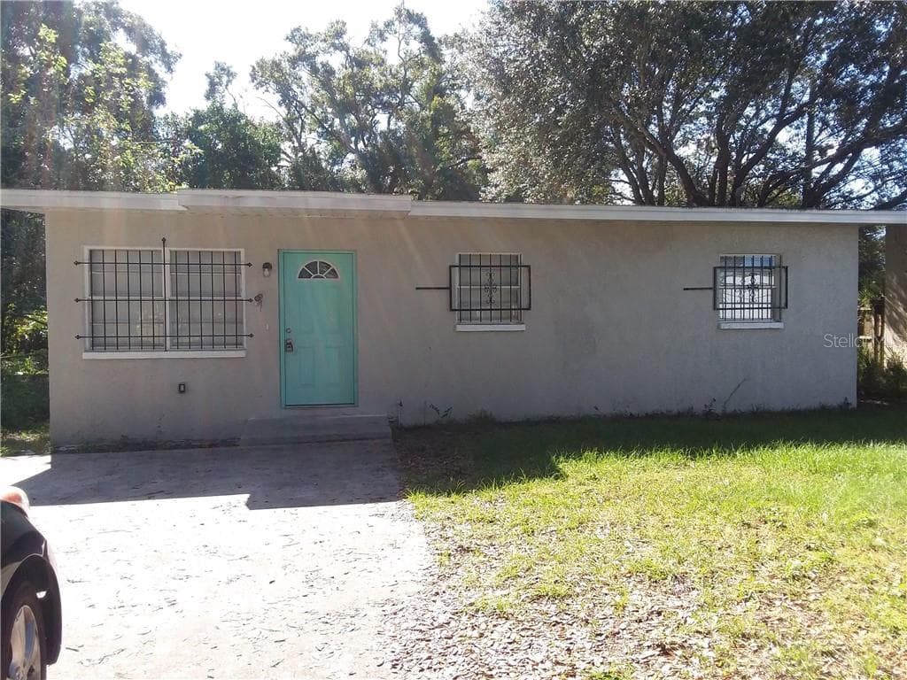 2905 E 32ND AVENUE TAMPA, FL 33610