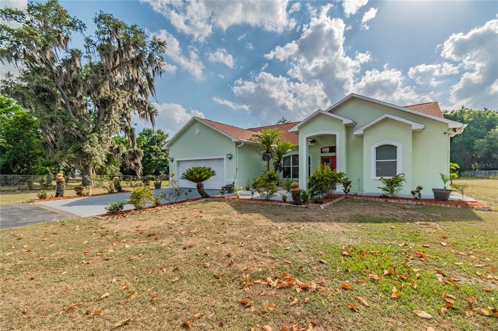 722 BROOKER ROAD BRANDON, FL 33511