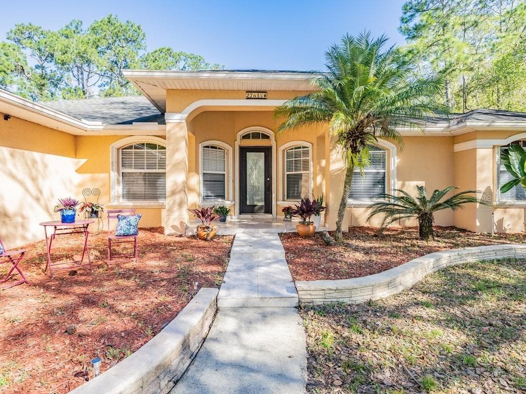 27635 ARLINGTON ROAD WESLEY CHAPEL, FL 33544
