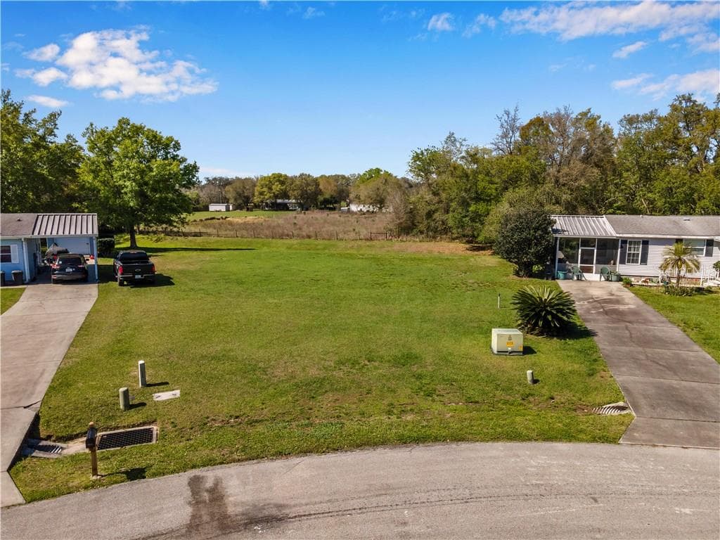 TERRIER COURT ZEPHYRHILLS, FL 33541