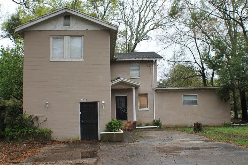 1456 W 20TH ST JACKSONVILLE, FL 32209