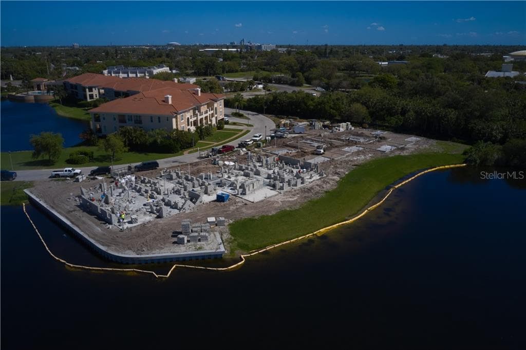 11 FRANKLIN COURT S UNIT D ST PETERSBURG, FL 33711