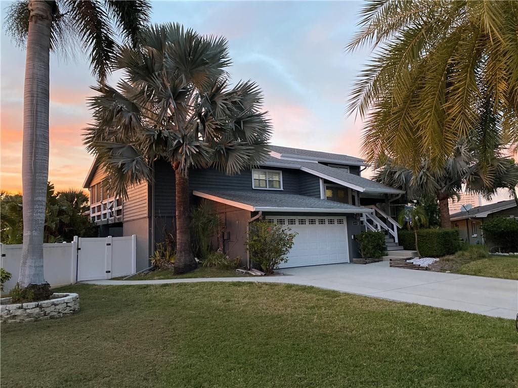 6810 SEA GULL DR S ST PETERSBURG, FL 33707