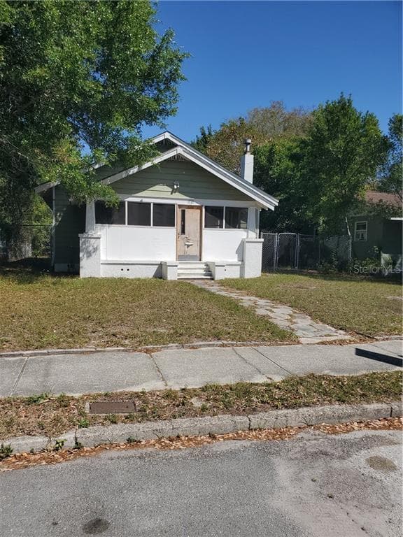 1627 20TH AVENUE S ST PETERSBURG, FL 33712