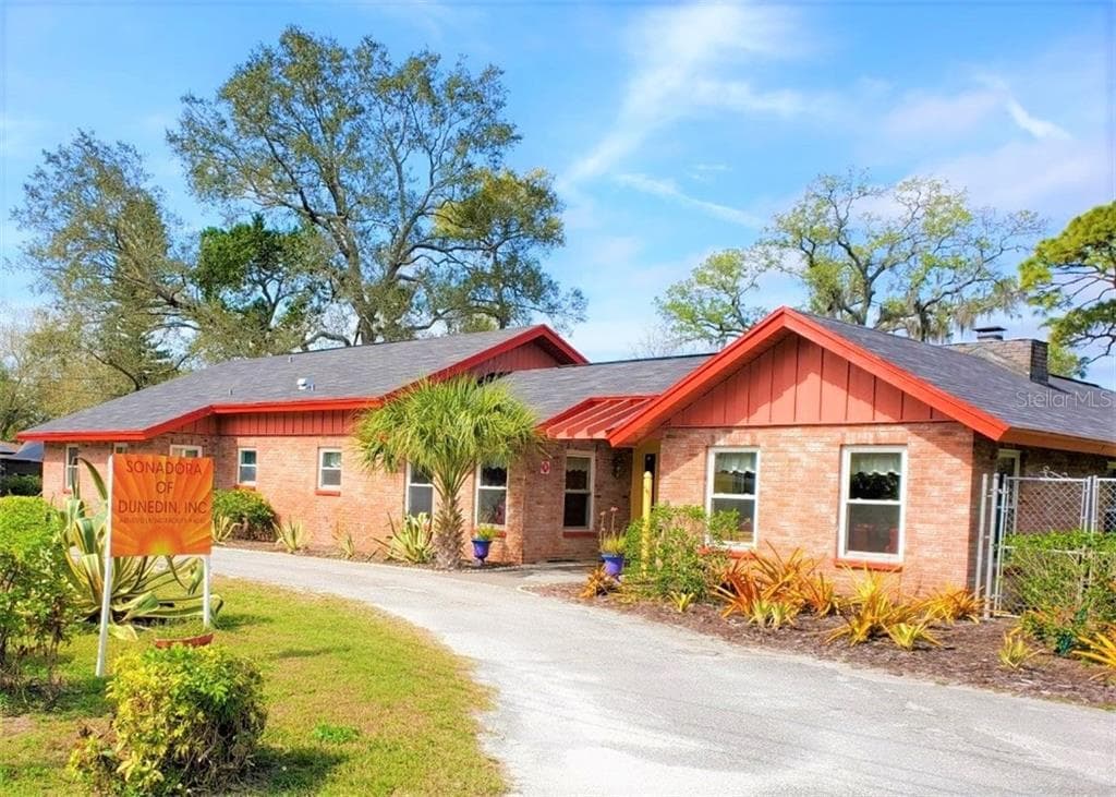 3240 COUNTY ROAD 1 DUNEDIN, FL 34698