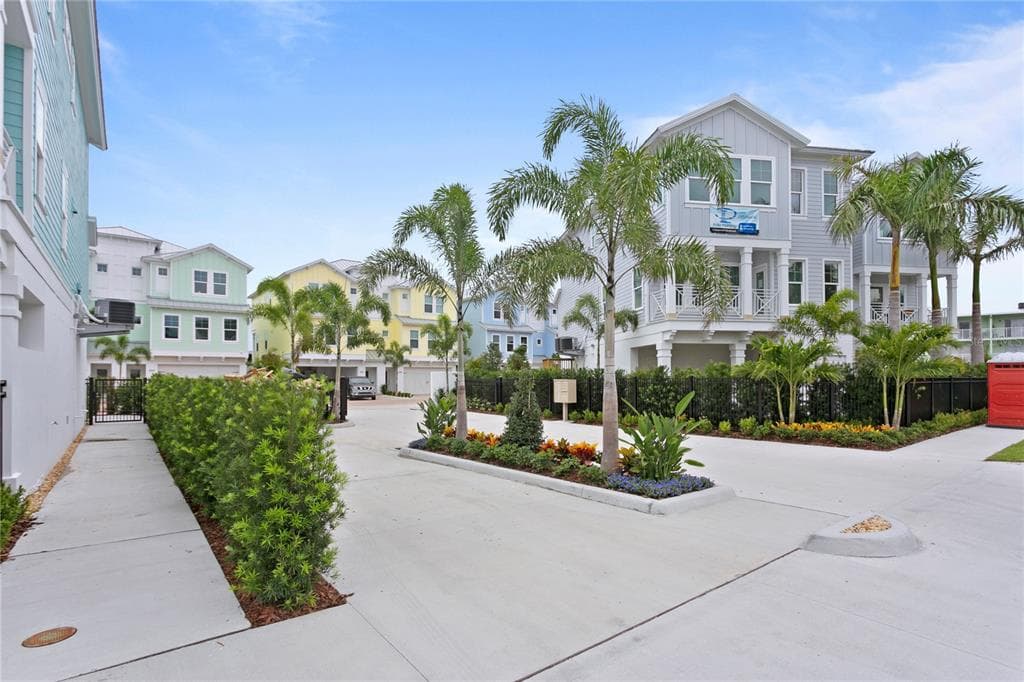 613 SEA COURT COURT UNIT 7 DUNEDIN, FL 34698