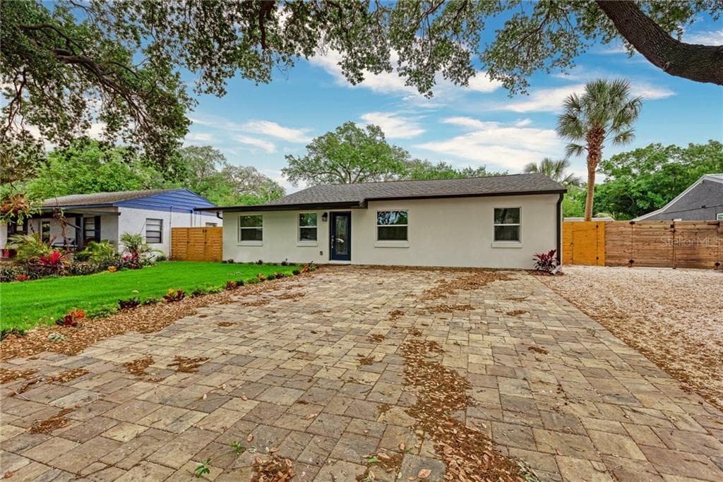 4028 S WEST SHORE BOULEVARD TAMPA, FL 33611
