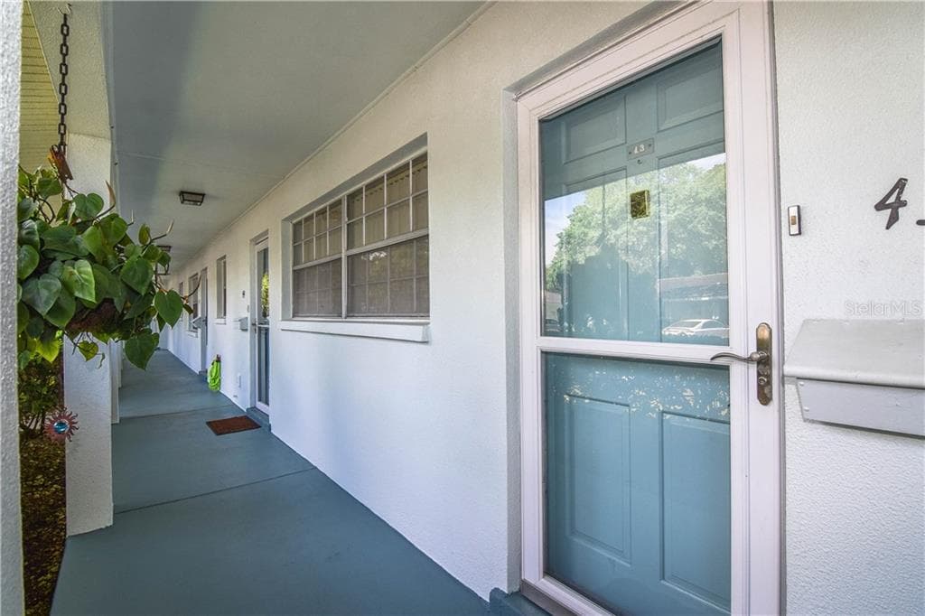 11200 102ND AVENUE UNIT 43 SEMINOLE, FL 33778