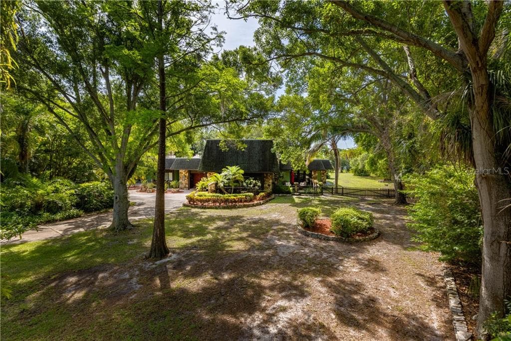 11410 74TH AVENUE SEMINOLE, FL 33772