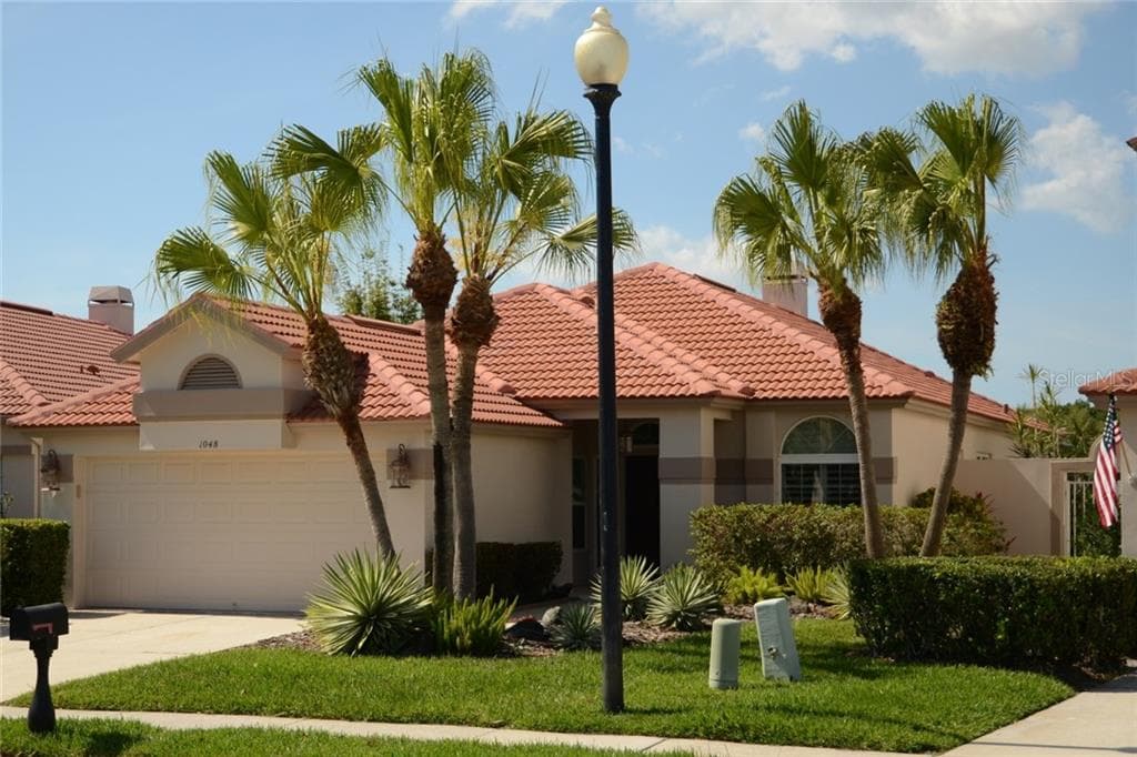 1048 DARTFORD DRIVE TARPON SPRINGS, FL 34688