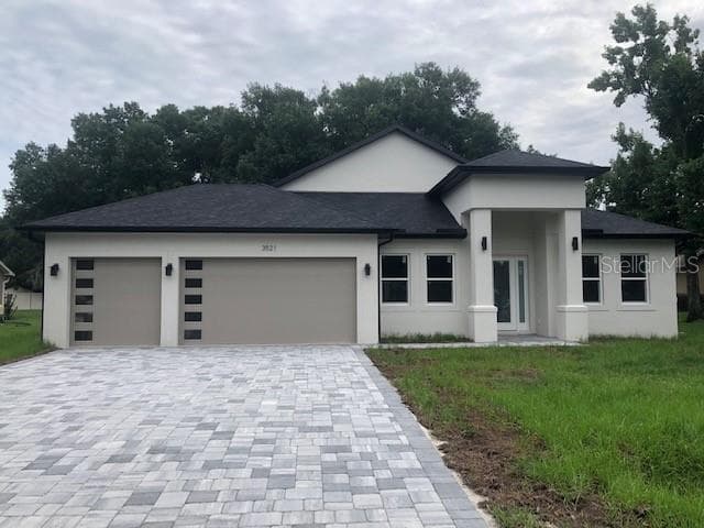 3521 E LAKE DRIVE LAND O LAKES, FL 34639