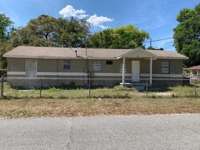1615 E POINSETTIA AVENUE TAMPA, FL 33612