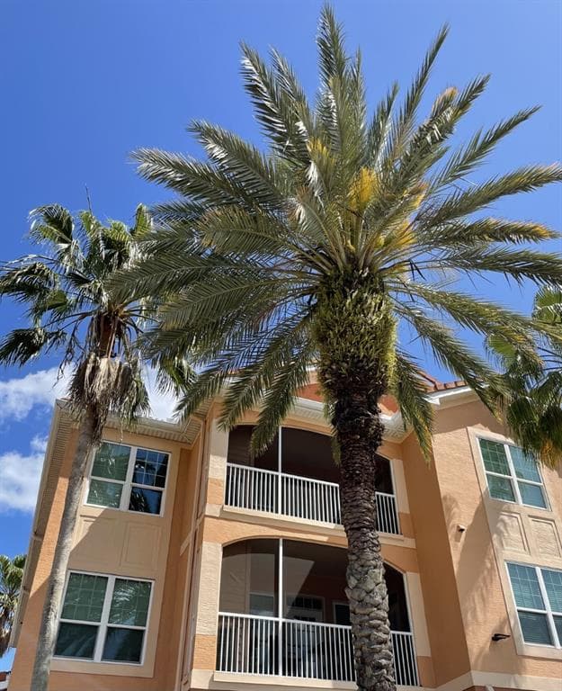 5000 CULBREATH KEY WAY UNIT 1318 TAMPA, FL 33611