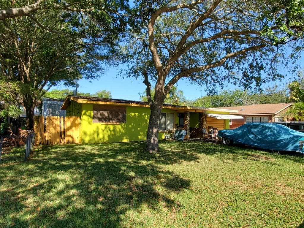 5130 N RIDGE STREET N ST PETERSBURG, FL 33709