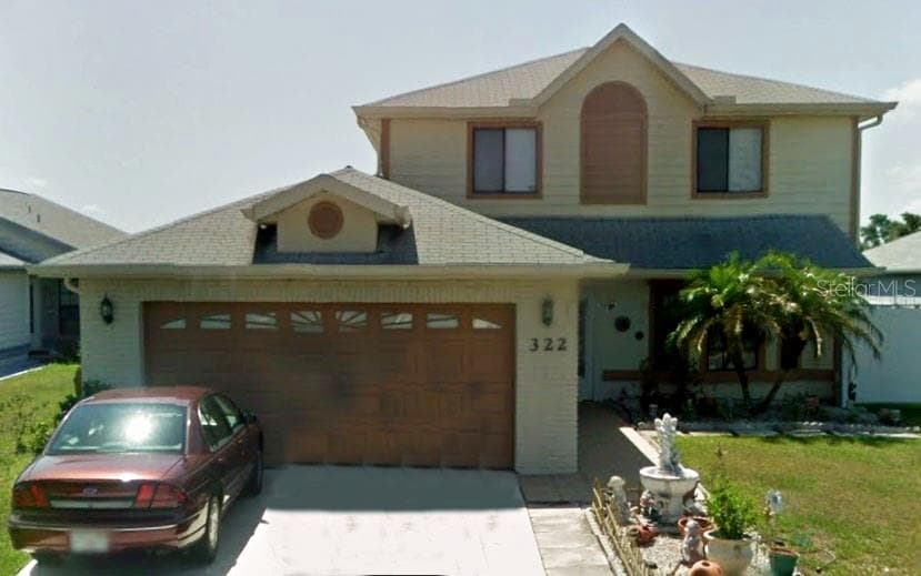 322 PLUMWOOD CIRCLE