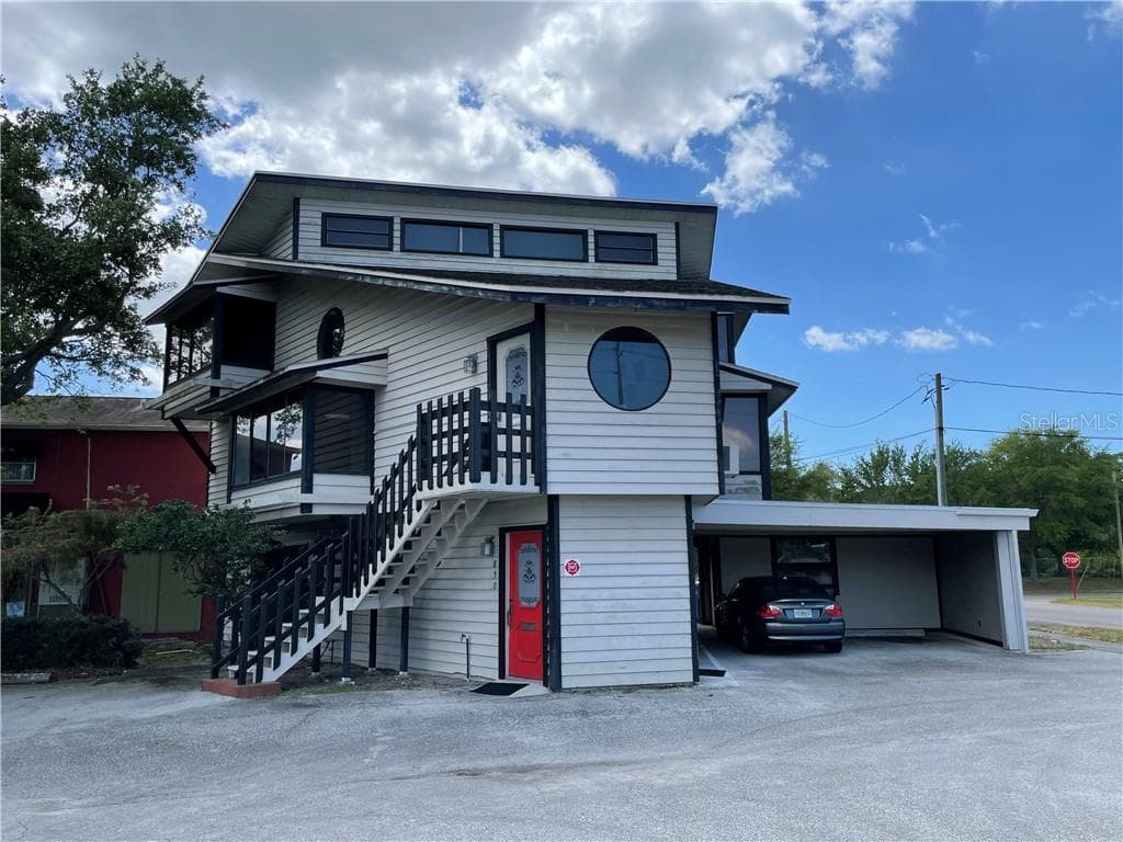 850 CLEARWATER LARGO ROAD S LARGO, FL 33770
