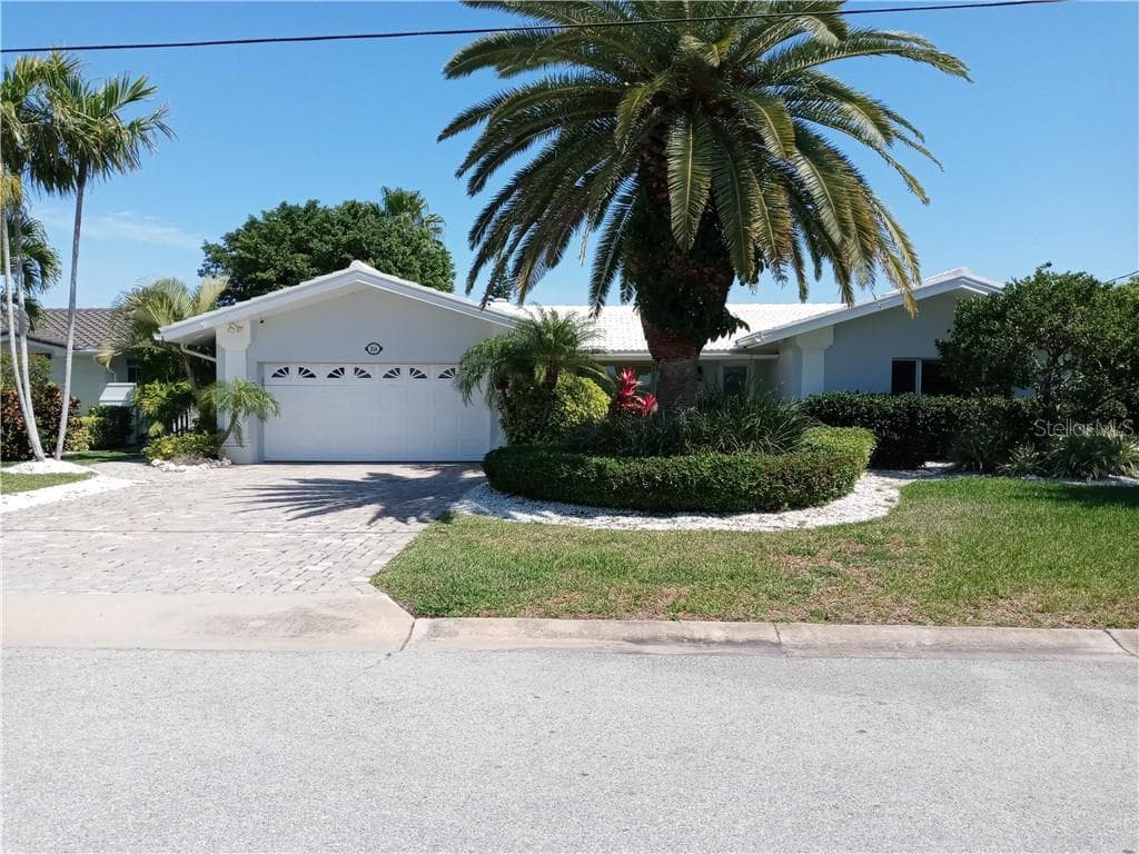213 HOWARD DRIVE UNIT A BELLEAIR BEACH, FL 33786