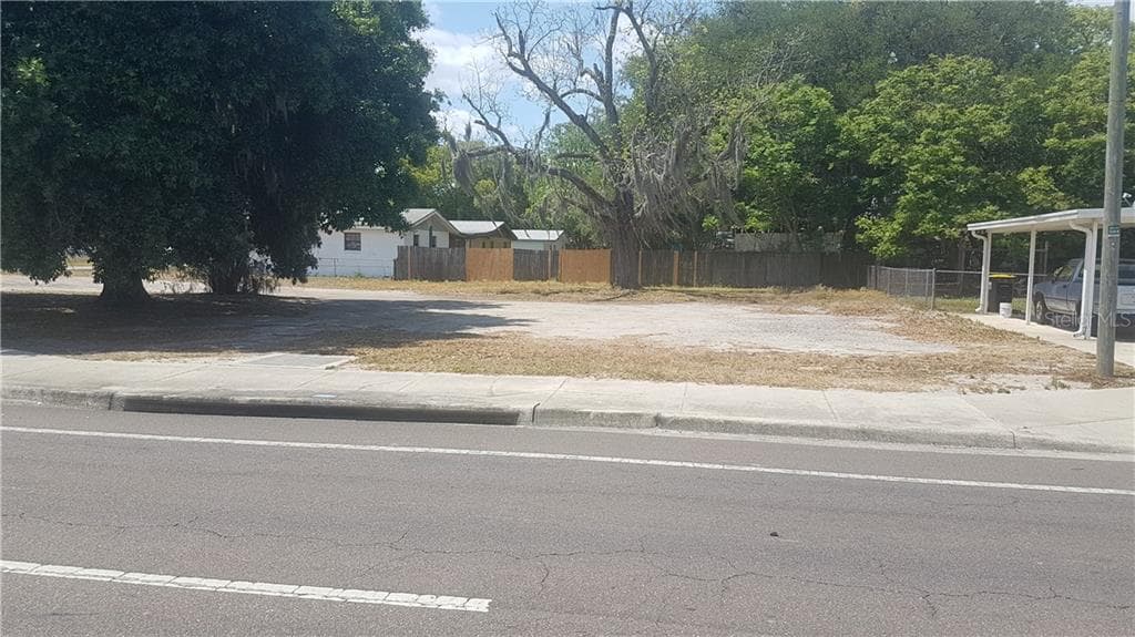797 BERKLEY ROAD AUBURNDALE, FL 33823