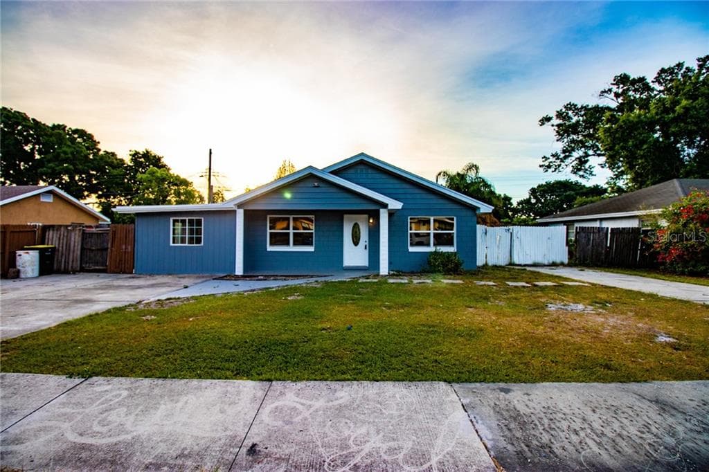 406 PATRICK AVENUE WINTER HAVEN, FL 33880
