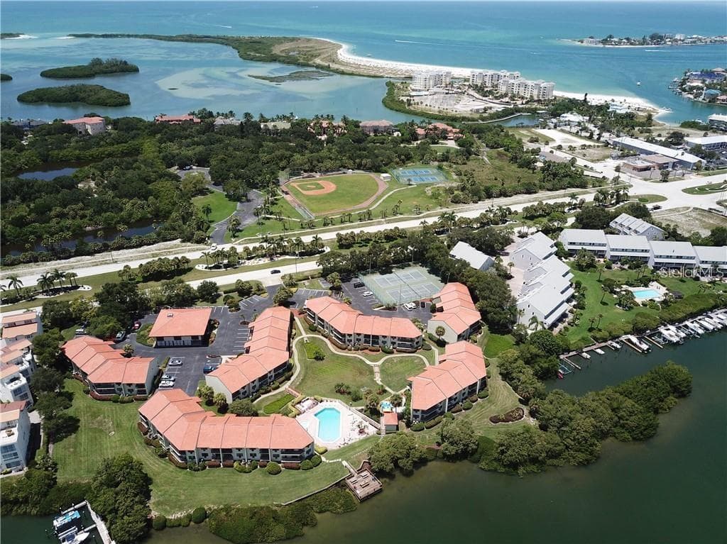 1515 PINELLAS BAYWAY S UNIT 46 TIERRA VERDE, FL 33715