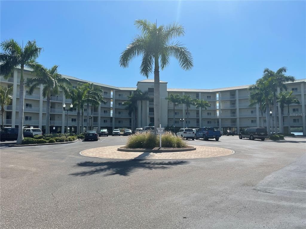 8800 BAY PINES BOULEVARD UNIT 406