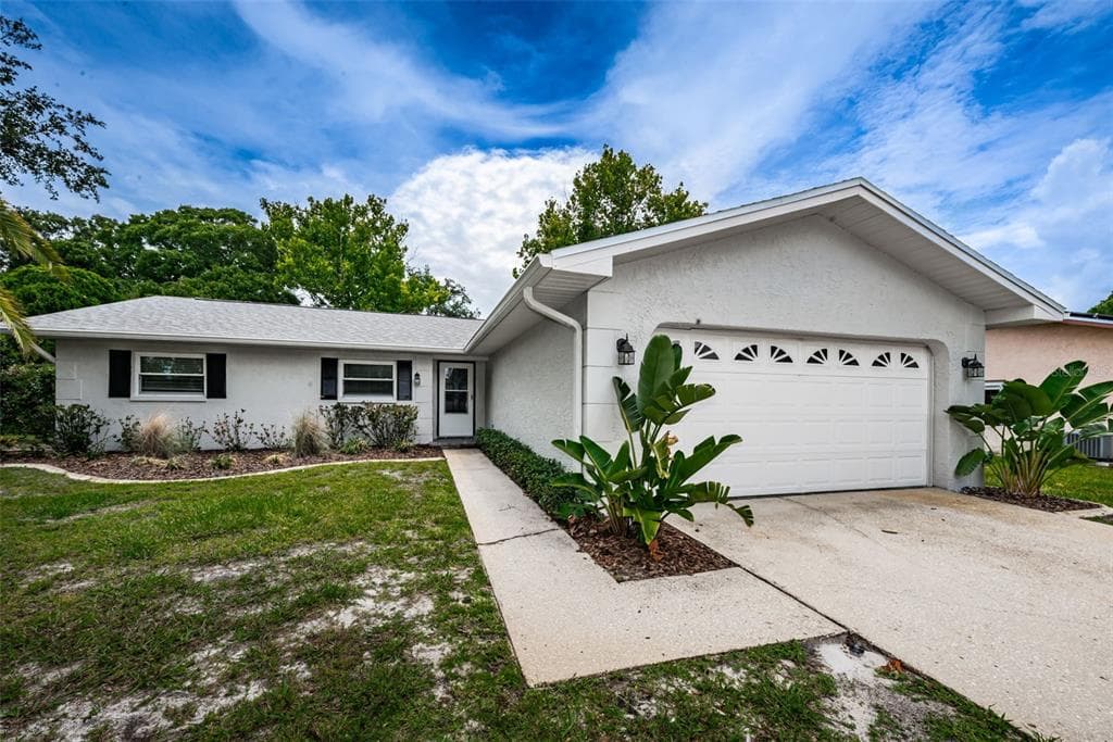 2523 CYPRESS BEND DRIVE W CLEARWATER, FL 33761