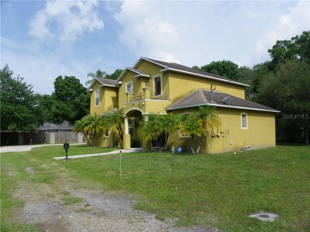 1705 W CLINTON STREET TAMPA, FL 33604