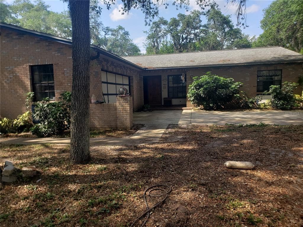 10602 SUMNER ROAD WIMAUMA, FL 33598