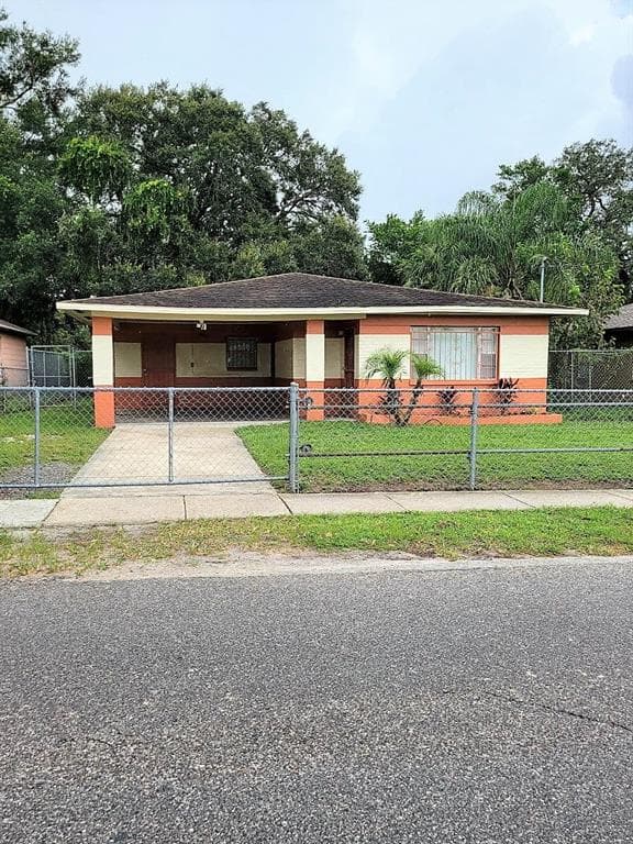 2413 E 38TH AVENUE TAMPA, FL 33610