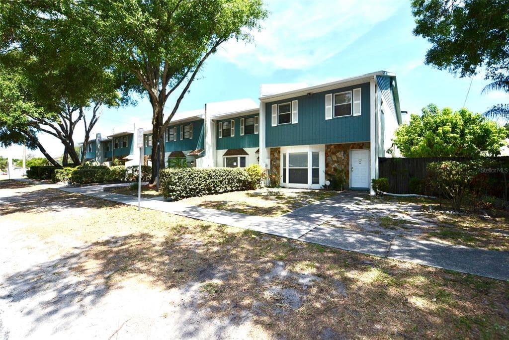 3413 W KIRBY STREET TAMPA, FL 33614
