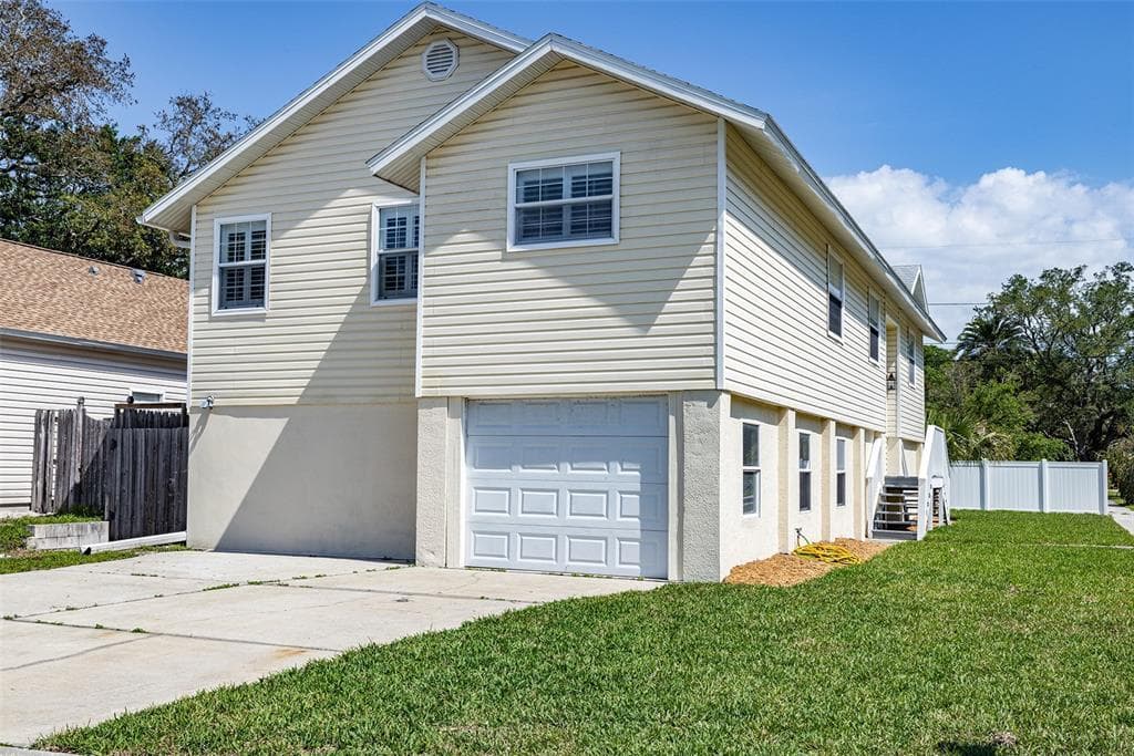 402 INDIANA AVENUE CRYSTAL BEACH, FL 34681