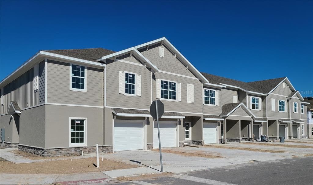 10914 QUICKWATER COURT RIVERVIEW, FL 33569